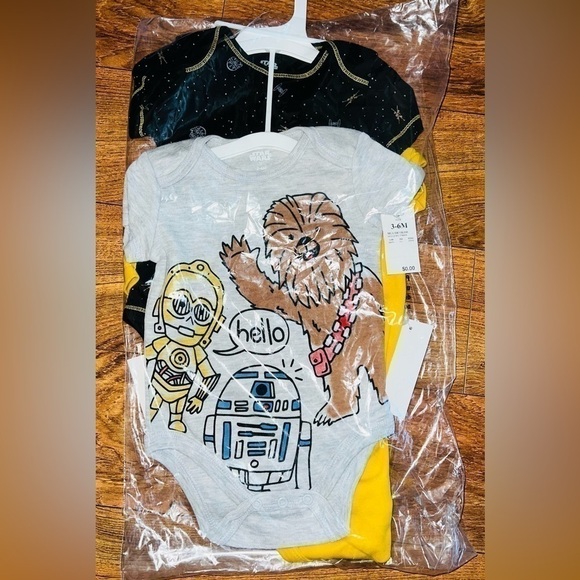 star Wars Onesie 3 Peace set NIP - Picture 1 of 3